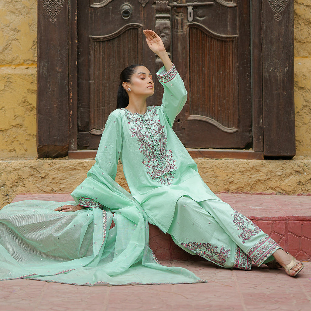 Nageen | Mint Green Embroidered Lawn 3-Piece