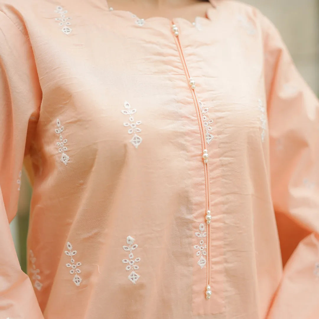 Gulbahar – Peach Schiffli 3-Piece Outfit