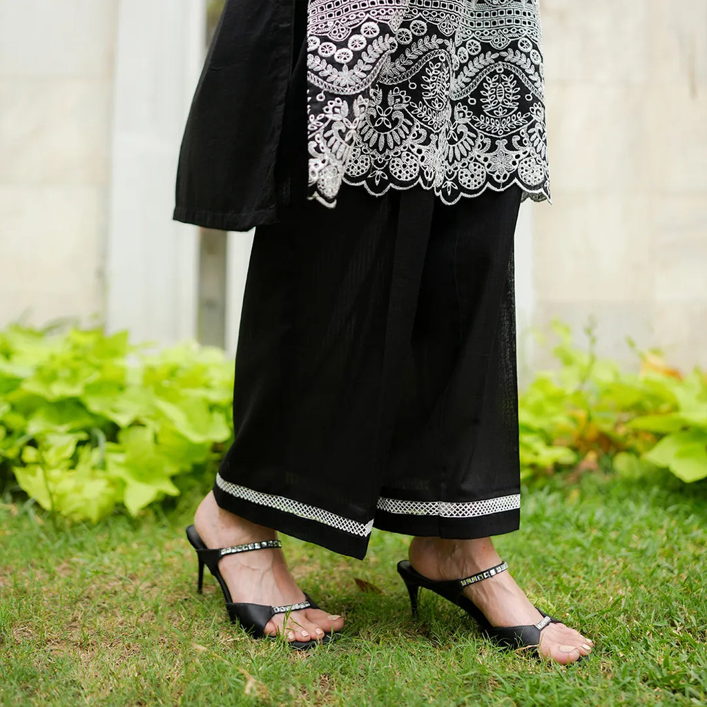 Siyah – Black Schiffli 3-Piece Outfit