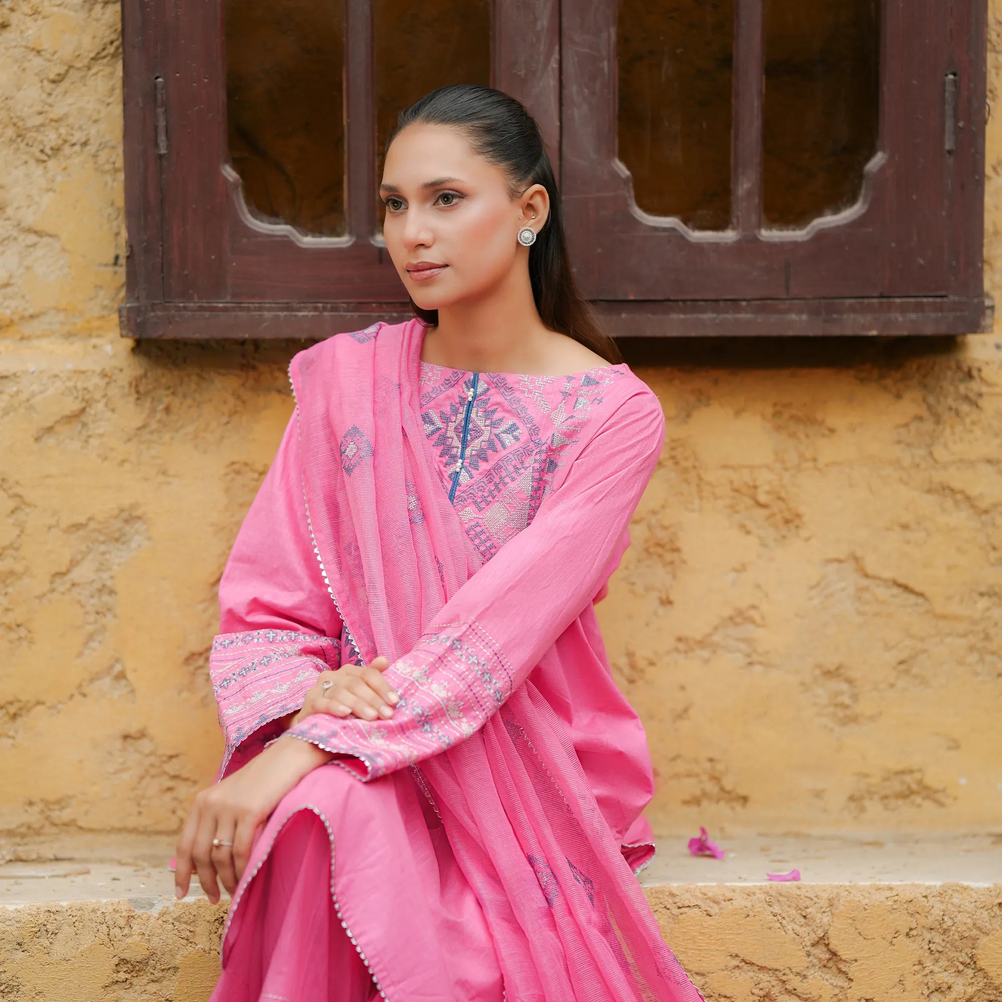 Gulnaar | Pink Embroidered Lawn 3-Piece