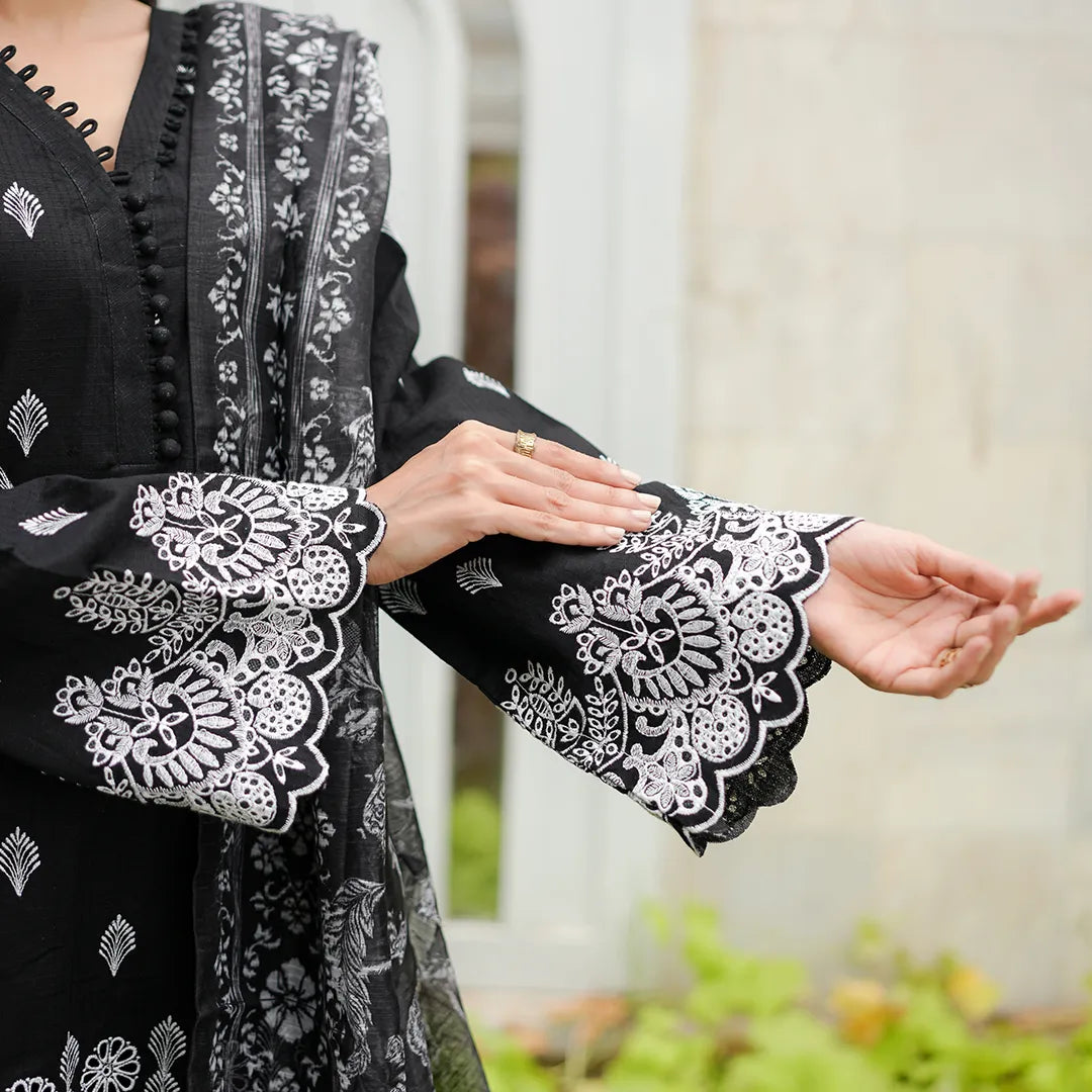 Siyah – Black Schiffli 3-Piece Outfit