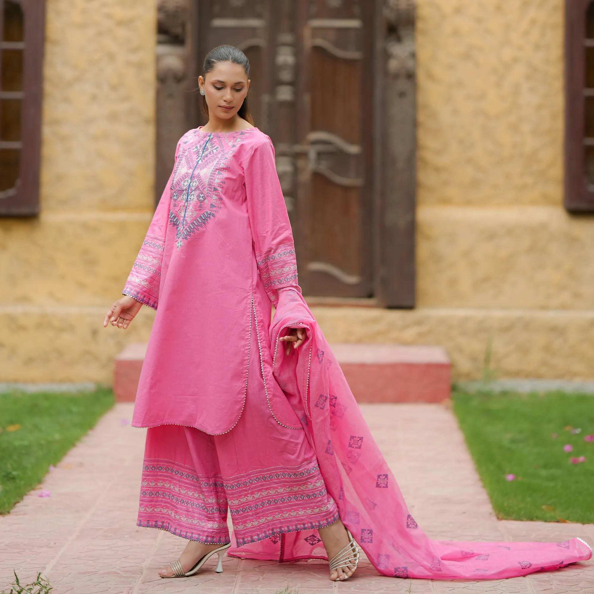Gulnaar | Pink Embroidered Lawn 3-Piece