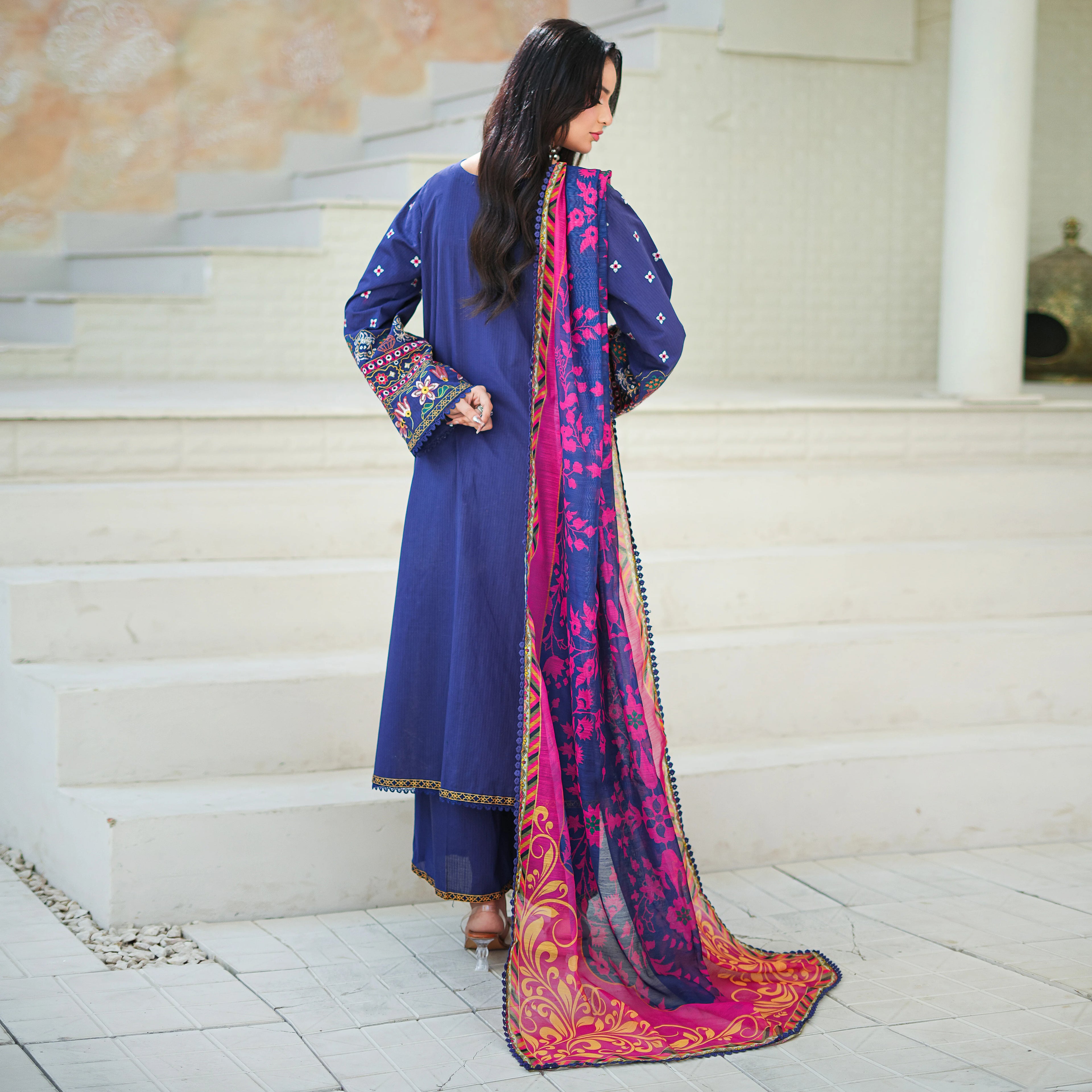 MINA - Navy Blue Geometric 3-Piece Luxury Suit